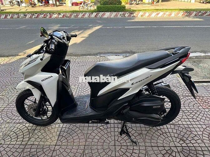 Honda Vario 2024 Trắng 16 km