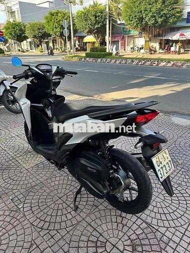Honda Vario 2024 Trắng 16 km