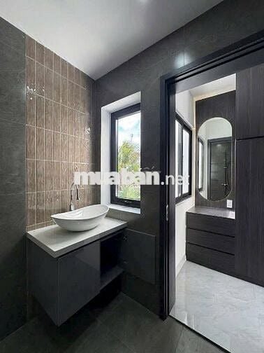 	NHÀ RẺ  MỚI HẺM Ô TÔ 278 ĐƯỜNG  TẦM VU CẦN THƠ