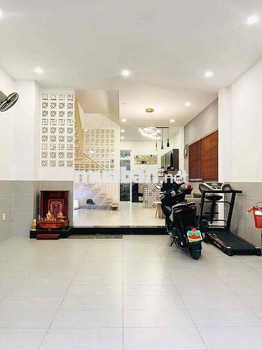 cho thuê nhà Thạnh xuân 25 dt 5x17m 4 phòng ngủ 5wc Đường 7m