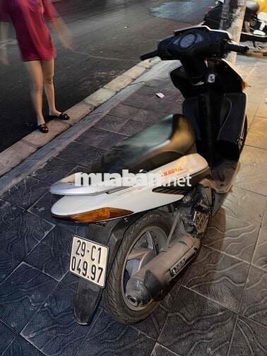 Honda Click nguyên bản , hàng tuyển