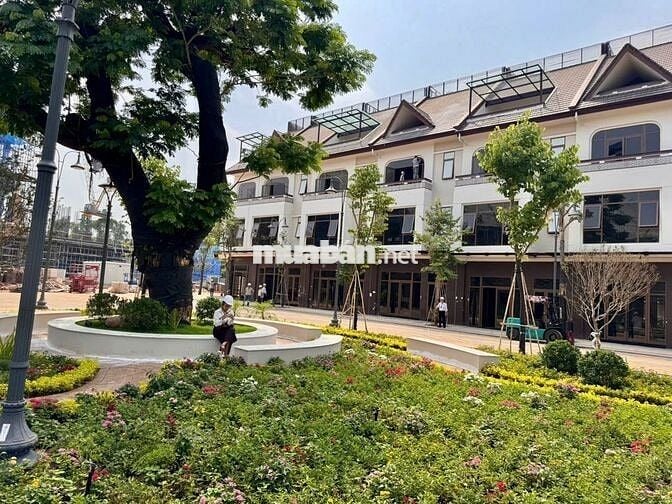 Bán nhà Mai Hắc Đế, Buôn Ma Thuột, Đắk Lắk  giá 16,5 tỷ