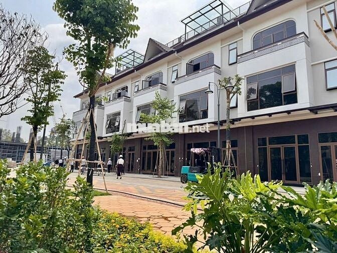 Bán nhà Mai Hắc Đế, Buôn Ma Thuột, Đắk Lắk  giá 16,5 tỷ