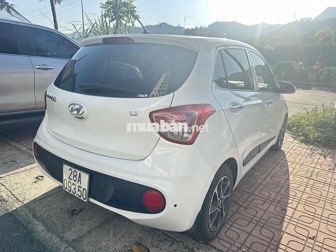 Hyundai Grand i10 1.2 AT 2019 Trắng 96.000 km