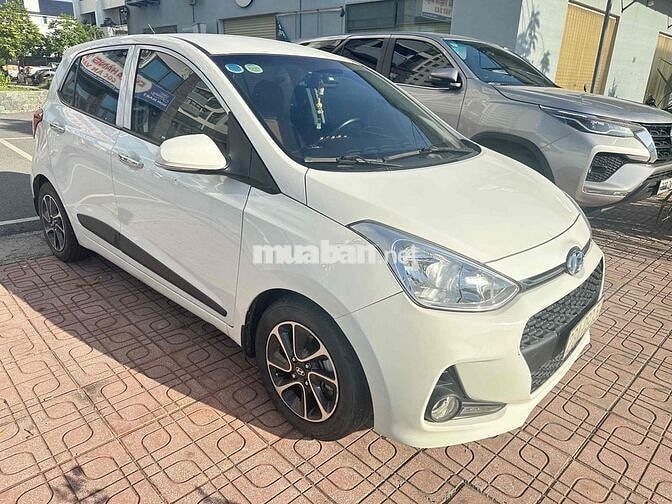 Hyundai Grand i10 1.2 AT 2019 Trắng 96.000 km