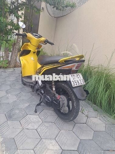 Yamaha Luvias 125 Vàng