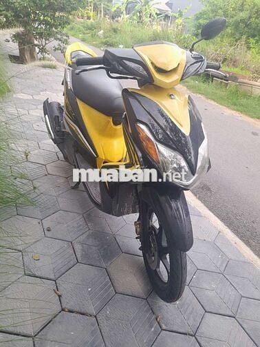 Yamaha Luvias 125 Vàng