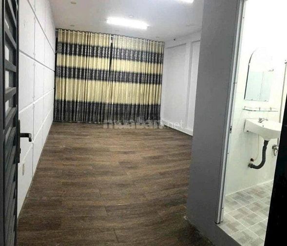 Cho thuê nhà MT Bình Lợi, P.Bình Lợi Trung, 4x18m, 4 lầu, 8pn, 8wc, 32