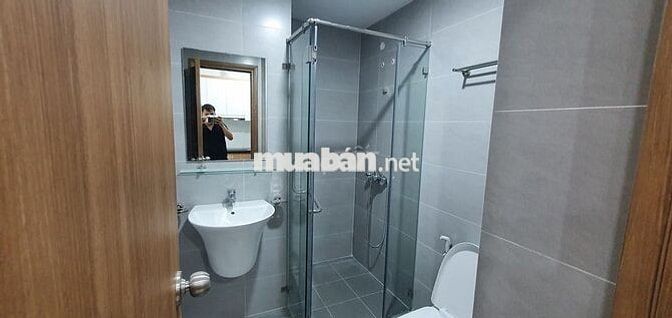 Bán căn hộ 2PN 1WC Bcons Green View giá 1,950 tỷ bao thuế phí sang tên