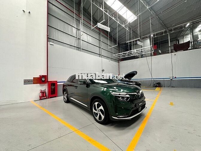 VinFast VF8 ECO 2024 Xanh 39809 km