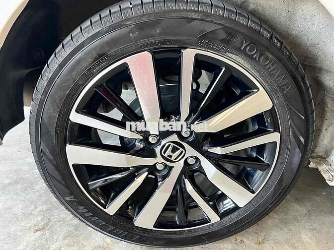 Xe Cọp Gia Đình: Honda City RS Đời 2022 Màu Trắng