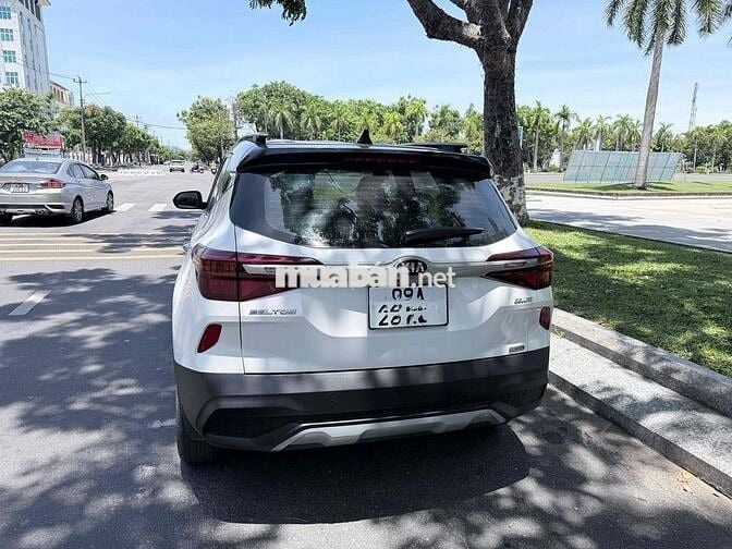 Kia seltos 2021 deluxe 4v km