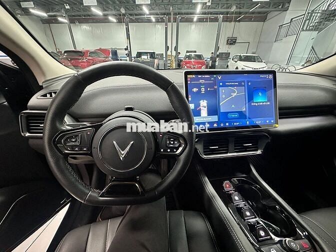VinFast VF8 ECO 2024 Xanh 39809 km