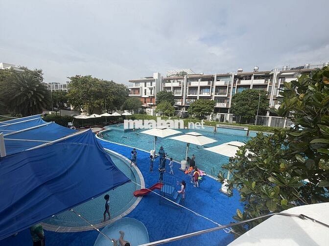Cần tuyển cứu hộ Hồ Bơi 