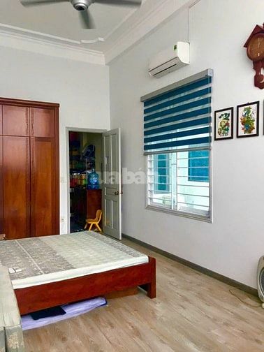 Cho thuê cửa hàng tầng 2, mặt phố 495 Trần Khát Chân, Phường Bạch Mai