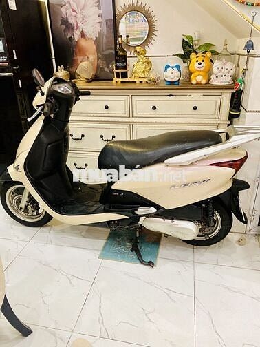 Honda Lead FI Kem Xe tay ga