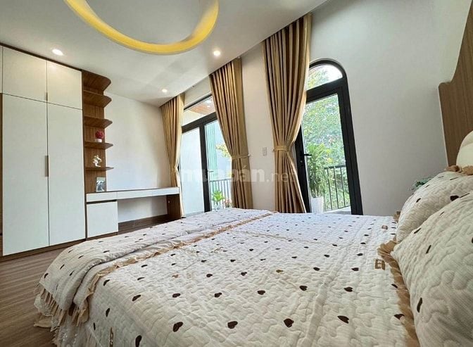 TÌM ĐÂU XA NHÀ TRUNG TÂM QUẬN4 Đ. TÔN ĐẢN GIÁ 3 TỶ 090/ 72.5m2- SHR