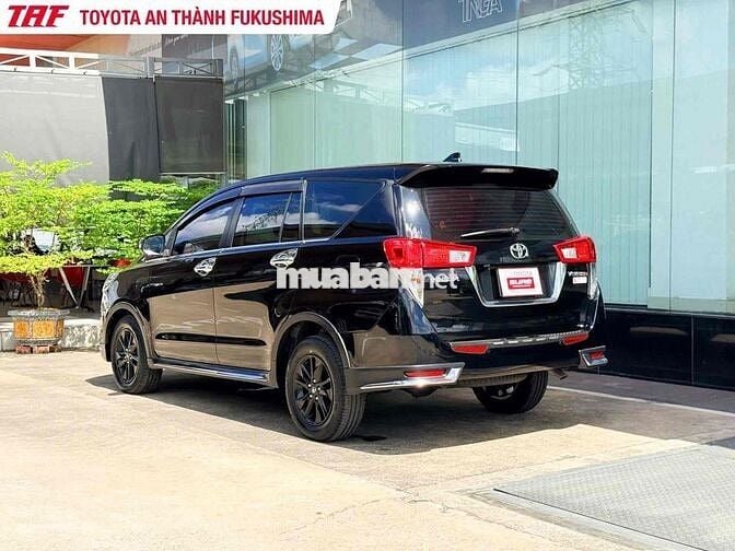Toyota Innova Venturer 2018 Đen 80.000 km Ghế Da