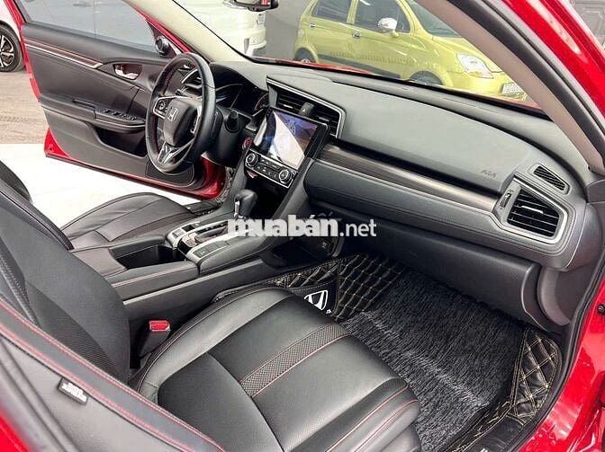 Honda Civic RS 1.5 Turbo 2019 Đỏ Nhập khẩu
