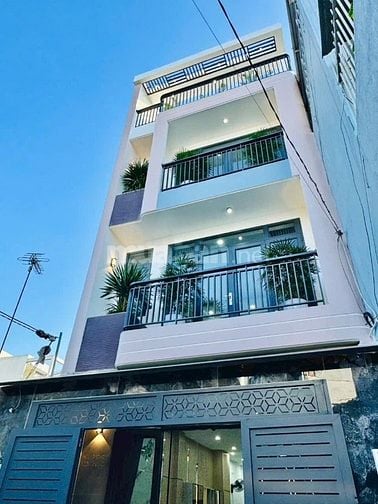 CHO THUỂ NHÀ MỚI XÂY NGANG 5m NGAY HỒNG ĐỨC