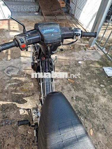 Honda Dream Thái zin theo xe ,về đổ xăng dùng luôn