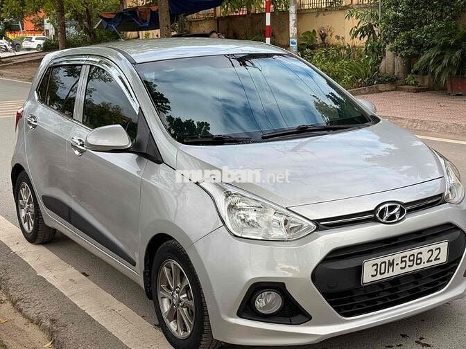 Hyundai Grand i10 Bạc 5 chỗ