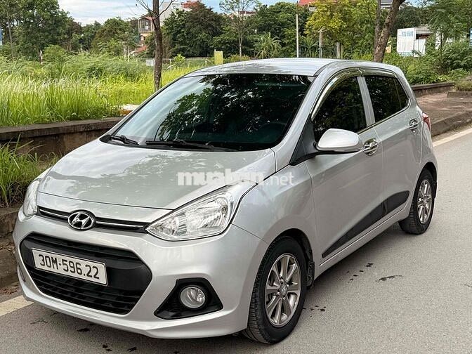 Hyundai Grand i10 Bạc 5 chỗ