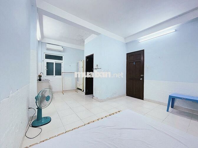Phòng 25m2 đủ nội thất ngay Cầu Thị Nghè, Trường Sa.