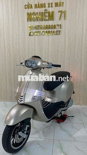 Piaggio Vespa 2018 Vàng cát