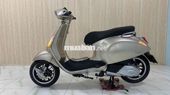 Piaggio Vespa 2018 Vàng cát