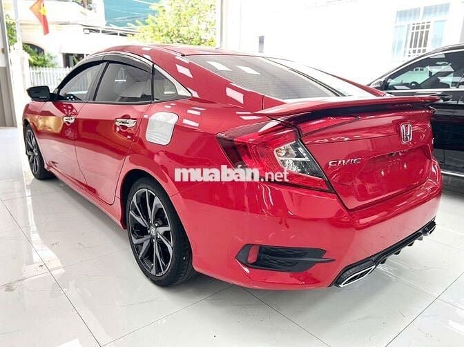 Honda Civic RS 1.5 Turbo 2019 Đỏ Nhập khẩu