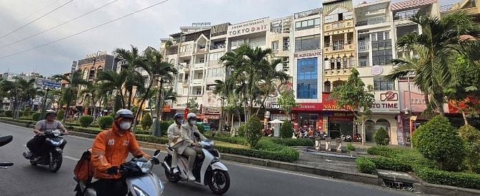 Bán nhà MT số 236 Phan Xích Long P.7 Q.Phú Nhuận 4x16m 5L giá 37 tỷ