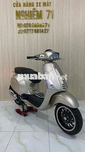 Piaggio Vespa 2018 Vàng cát