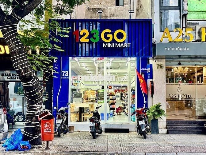 CHỢ BẾN THÀNH - MẶT TIỀN LÊ THỊ HỒNG GẤM , QUẬN 1 - 4,5x25m - 3 TẦNG 