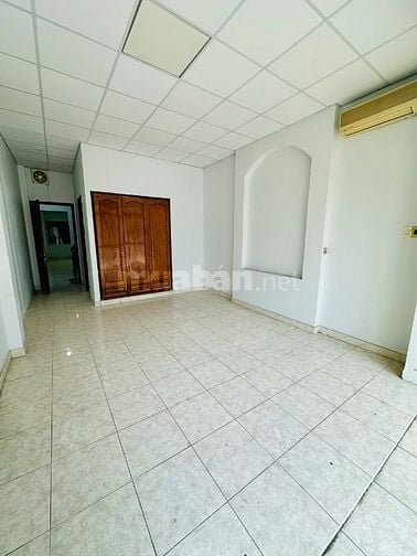 CHO THUÊ NHÀ MẶT TIỀN ĐƯỜNG XUÂN HỒNG, TÂN BÌNH
