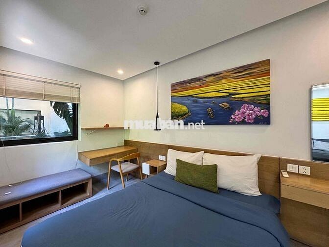 Cho thuê căn hộ 1PN, có ban công, bể sục, cách biển 10p đi bộ