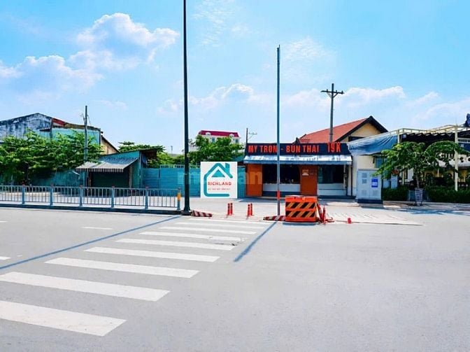 Cho thuê nhà mặt tiền Dương Quảng Hàm, Gò Vấp_Diện tích:4.300m²