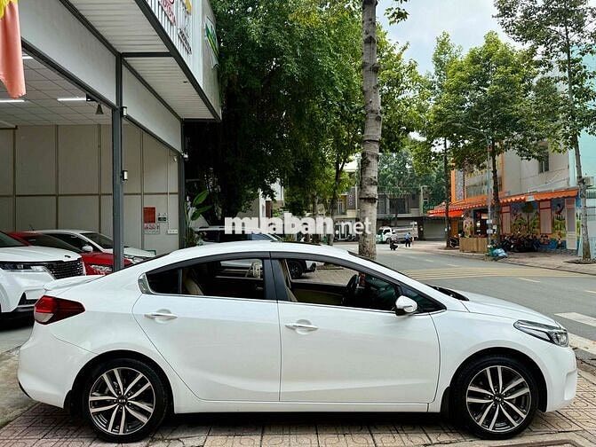 Kia Cerato 1.6AT 2016 Trắng Tự động 59.000km