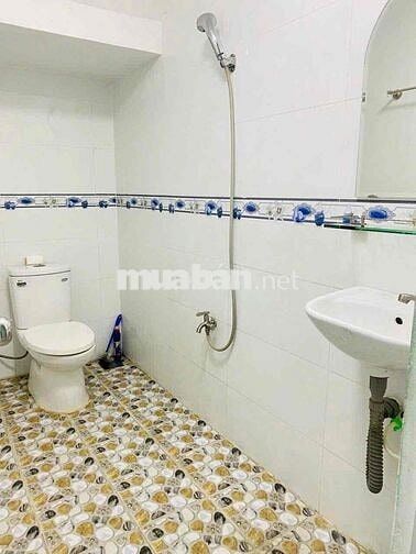 NHÀ GẦN CHUNG CƯ PICITY. TRỆT LẦU 2PN 2WC. ĐƯỜNG THÔNG XE TẢI