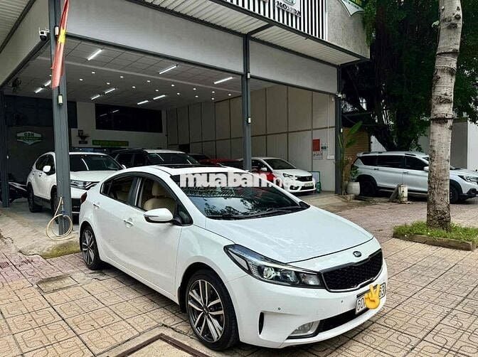 Kia Cerato 1.6AT 2016 Trắng Tự động 59.000km