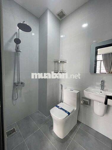 Phòng cho thuê mới đầy đủ tiện nghi gần ngay trung tâm Sài Gòn