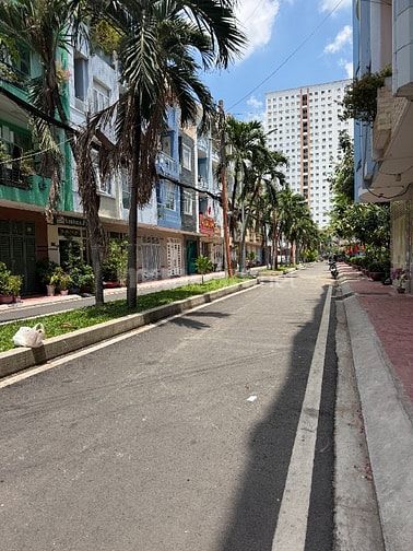 Cho Thuê nhà KDC Cao Lỗ, P4Q8 dt 4x16m 3 lầu