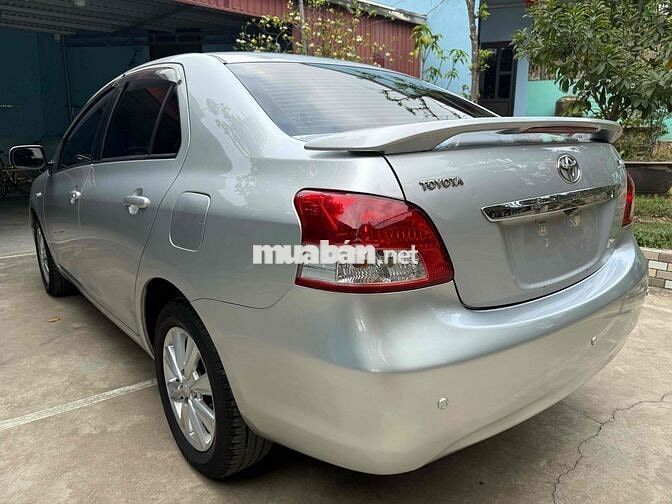 Toyota Yaris Bạc Nhật Bản Xăng