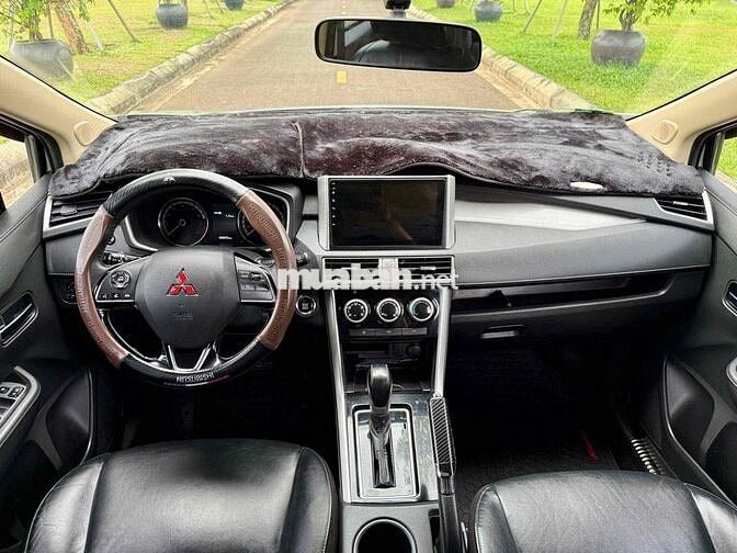 Mitsubishi Xpander Premium 2021 Tự động Bạc 10 vạn