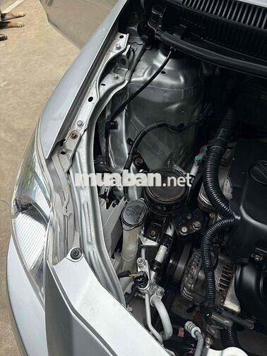 Toyota Yaris Bạc Nhật Bản Xăng