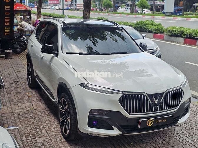 VinFast Lux SA2.0 Premium 2020 Trắng
