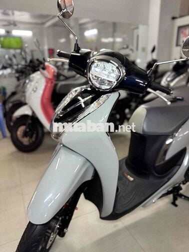Honda SH Mode ABS Xám Xi Măng 4.000 Km