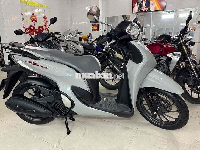 Honda SH Mode ABS Xám Xi Măng 4.000 Km