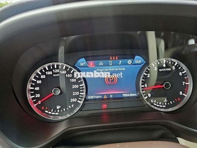 VinFast Lux SA2.0 Premium 2020 Trắng