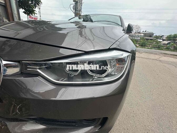 BMW 320i F30 2012 102.000 km